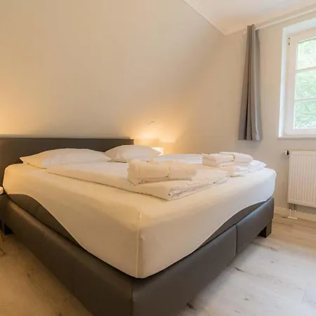 Haushaelfte-2a-id-225 Holiday home