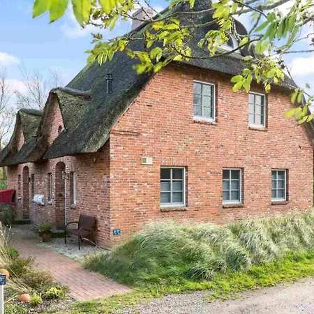 Haushaelfte-2a-id-225 Holiday home